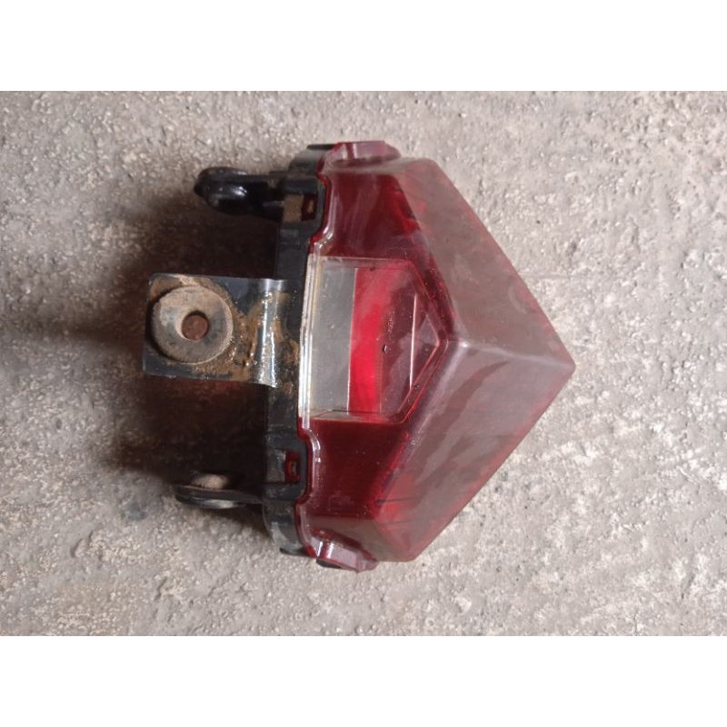stoplamp lampu stop rem belakang vixion new ori