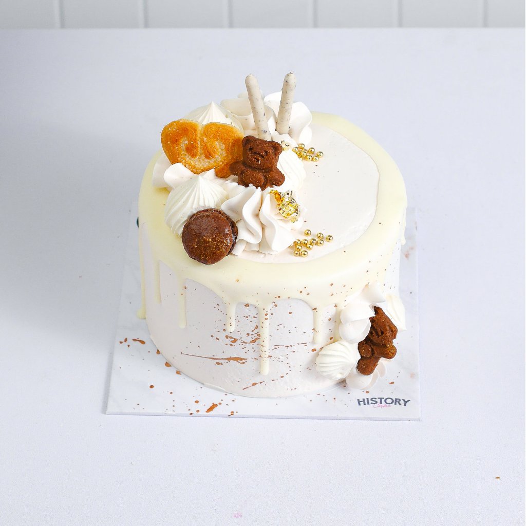 

HistoryCake Kue Tart Ulang Tahun Birthday Cake Mini Rasa Blackforest - Gold&Bear