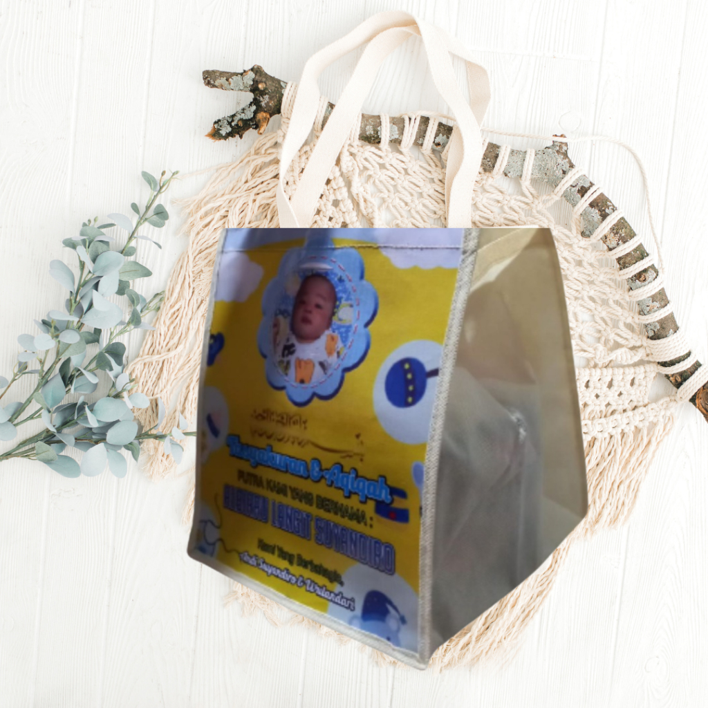 

GOODIEBAG SPUNBOND EVEN CUSTOM – PRAKTIS, ELEGAN, & RAMAH LINGKUNGAN // Goodiebag Spunbond Mika Souvenir Tas Ulang Tahun Anak, Seminar, Bansos, Aqiqah, Thedak Siten