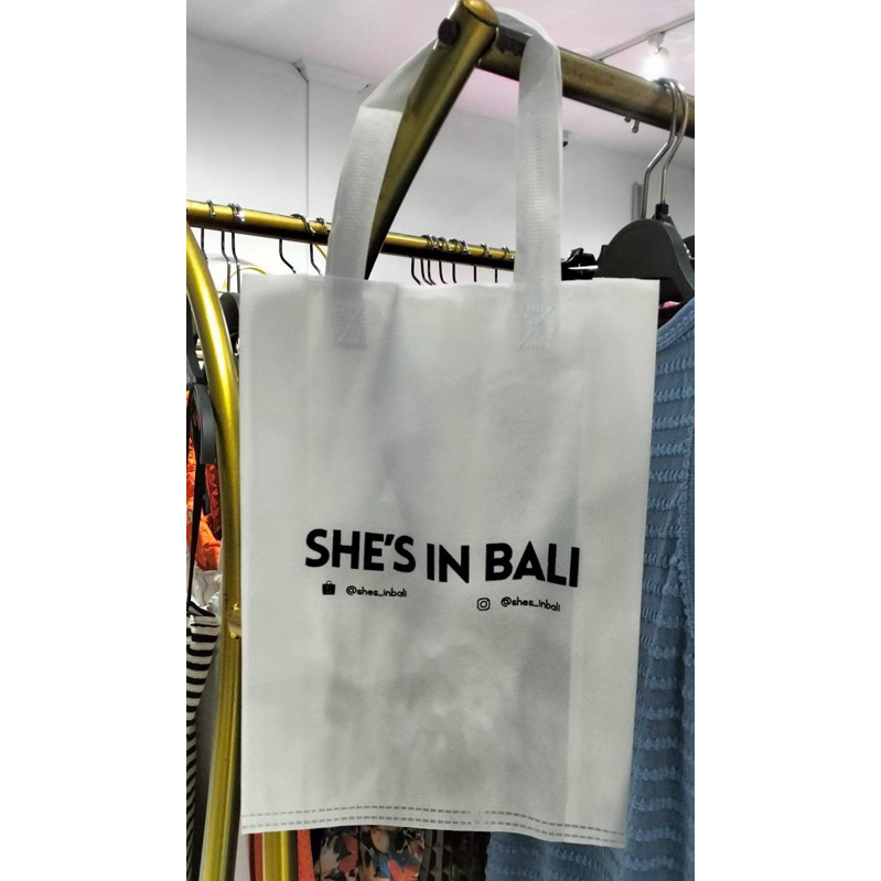 

SHE'S IN BALI Shopping Bag