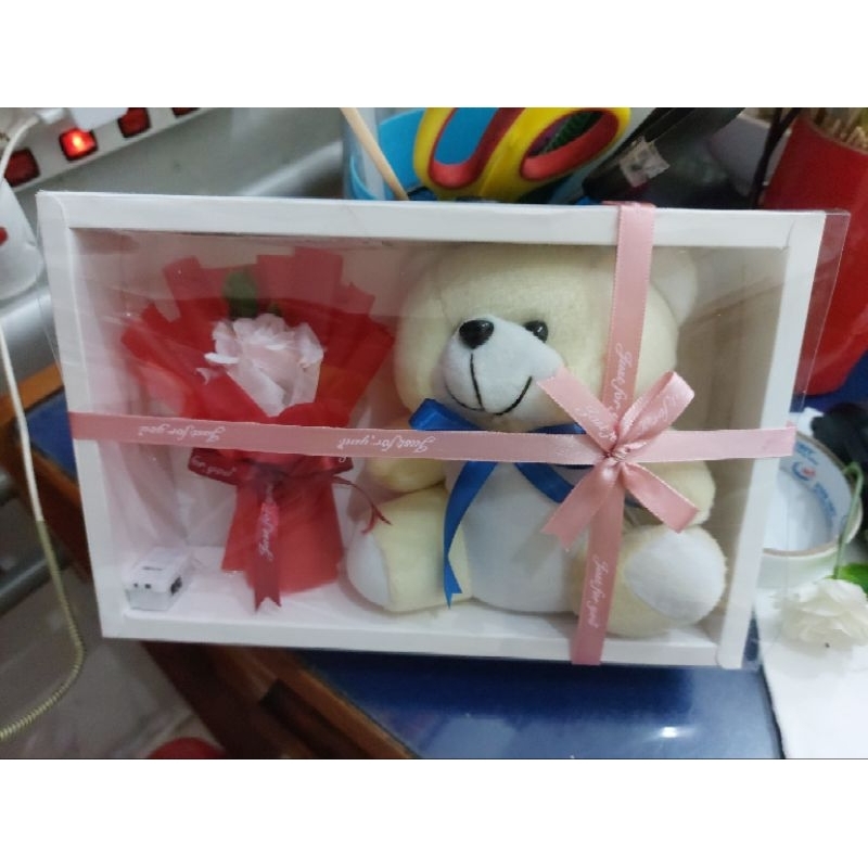 

hampers box / box boneka / gift box boneka