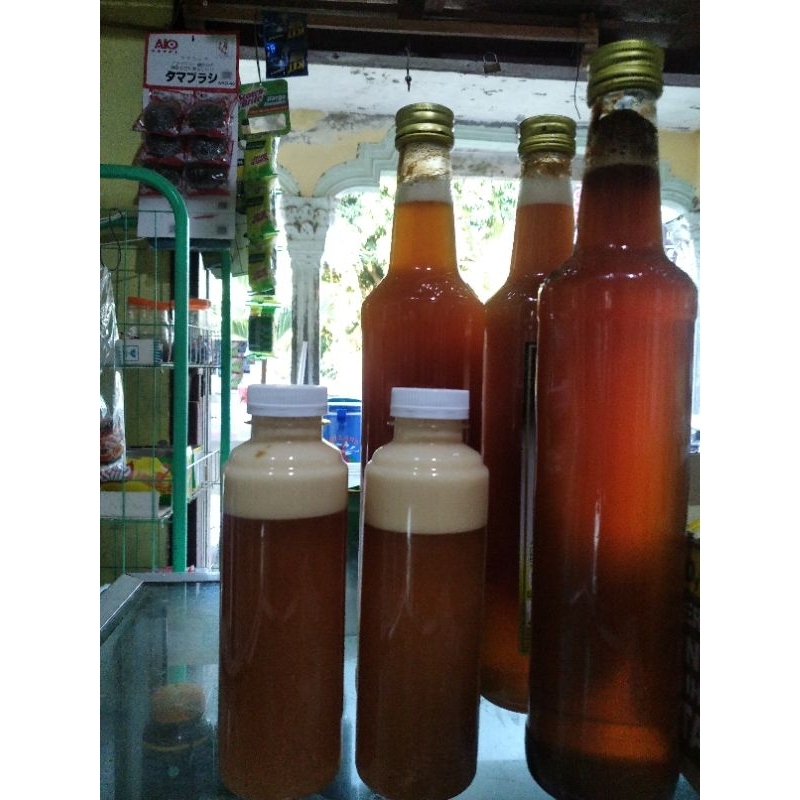 

Madu murni original dari lebah Liar tersedia dalam dua kemasan boe kecil dan besar