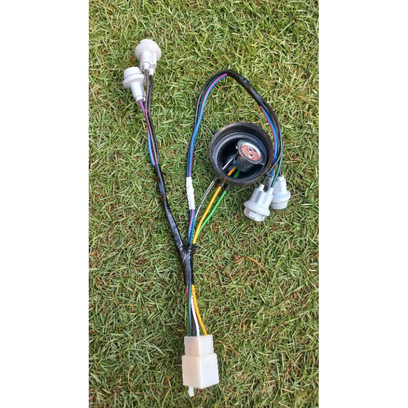 FITING LAMPU DEPAN ASSY MIO M3 ORIGINAL