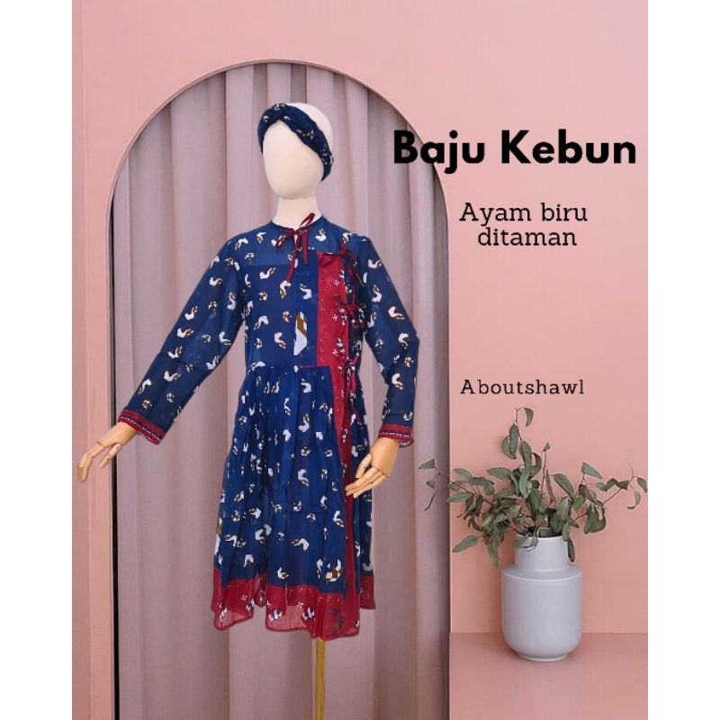 Baju Kebun Ayam Blue Sejauh Mata Memandang