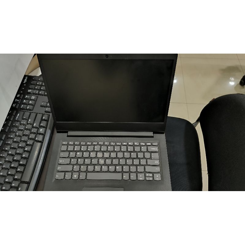 Laptop LENOVO Ideapad S145-14IWL