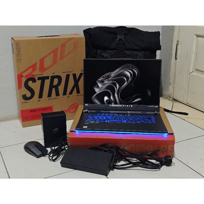 Asus ROG Strix G16 i7-13650HX RTX 4050 RAM 16GB