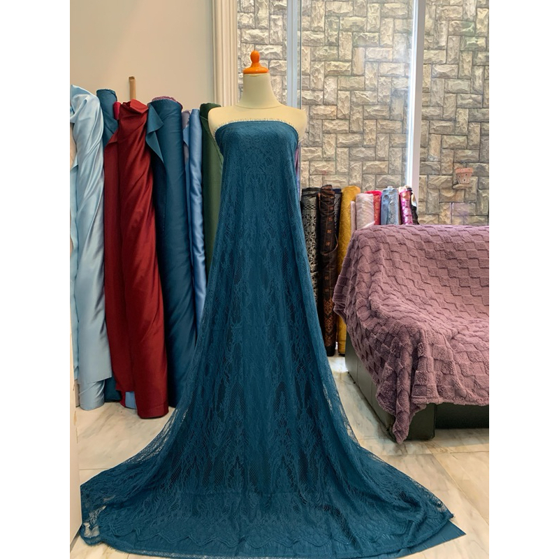 Bahan Kebaya Kain Brukat Lace Premium Chantily REVERIE Warna Biru Turkish Emerald Blue