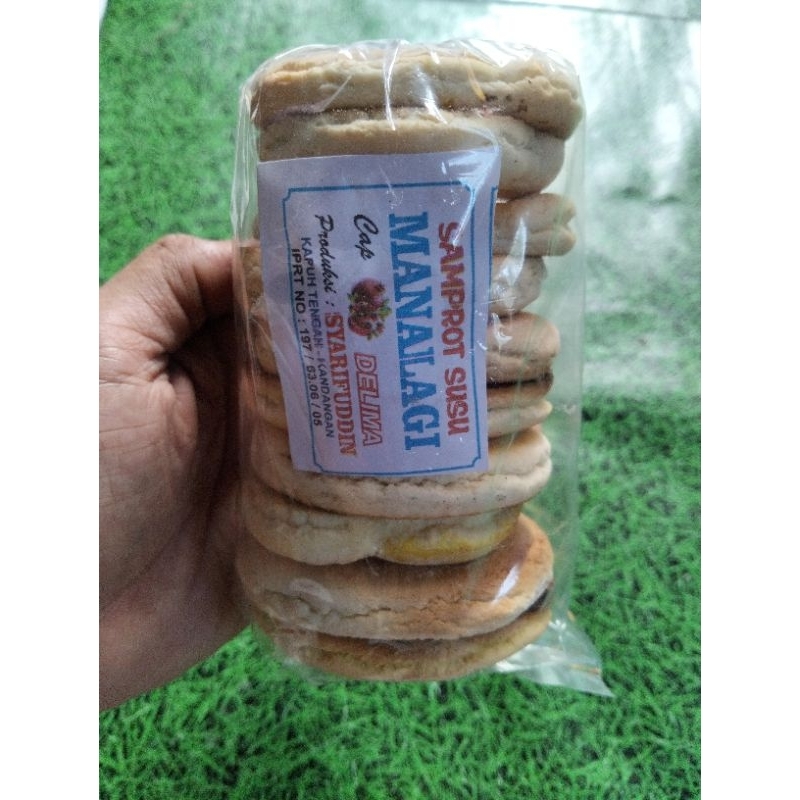 

kue samprot susu