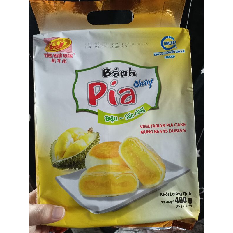

Kue Pia Soc Trang Vietnam Vegetarian dgn Kacang Durian - Tan Hue Vien