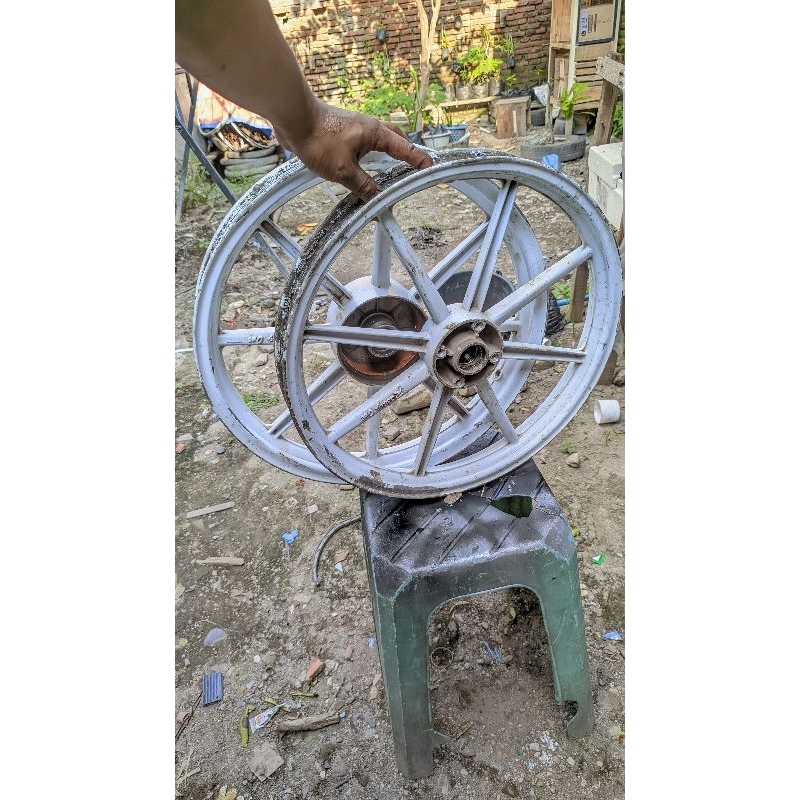 velg palang 8 Honda supra x125, kharisma Racing one