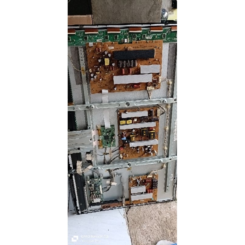 Z MAIN - Z SUS TV PLASMA LG 50PJ350 R - 50PJ350 R Normal siapdigunakan .