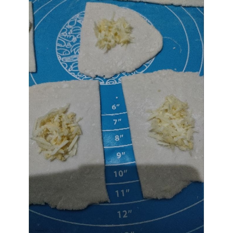 

cireng isi keju isi 10 pcs