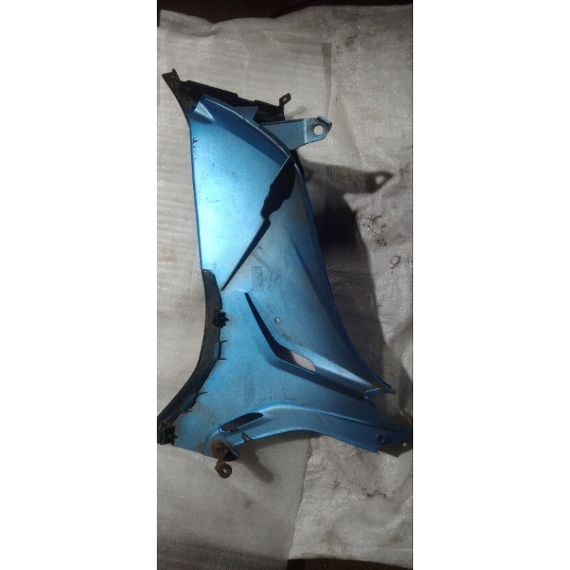 sayap depan suzuki titan kanan saja bekas