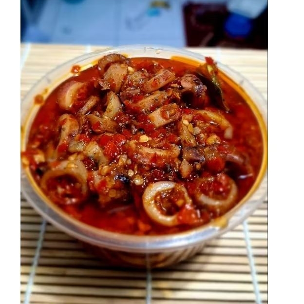 

Sambal Cumi Dapoer We.Es Pedas Asin Gurih