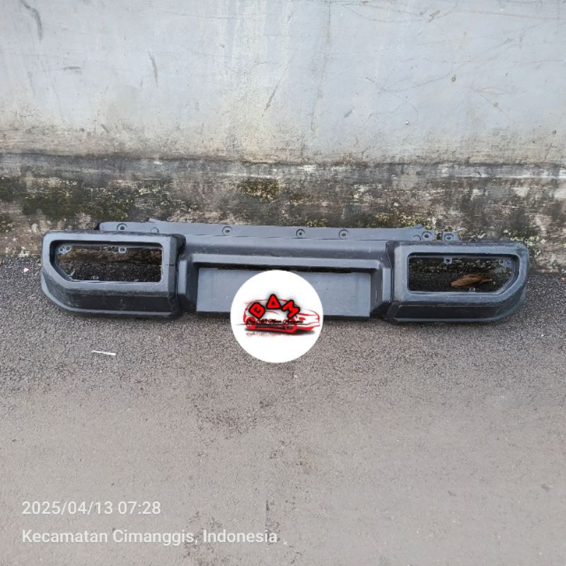 Bemper belakang SUZUKI JIMNY JB74 tahun 2019_2024