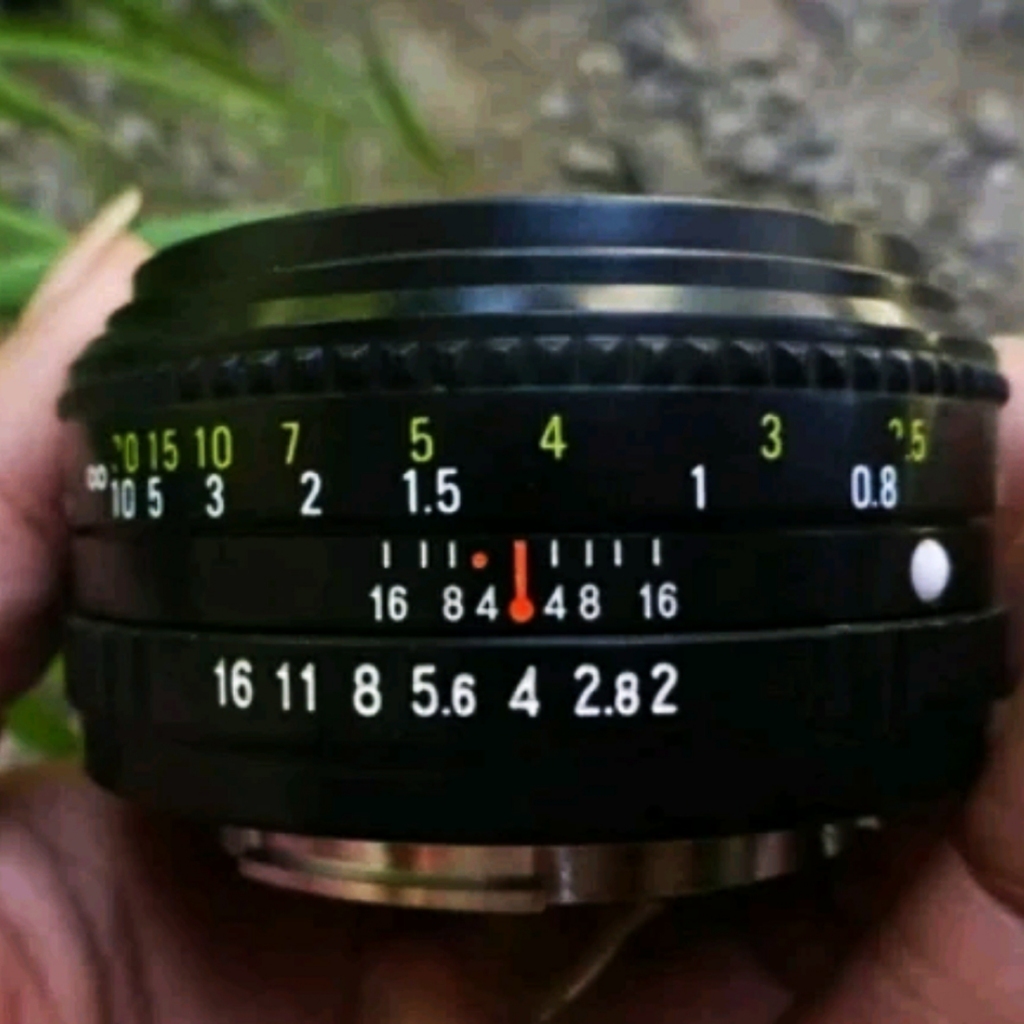 lensa Ricoh Rikenon 50mm f2