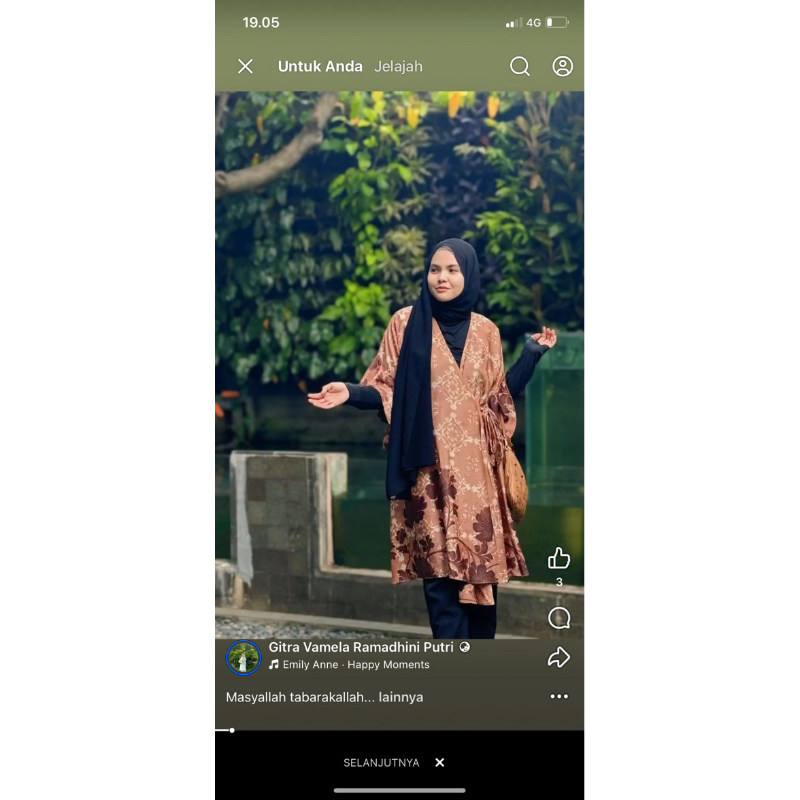 outer kimono wearing klamby