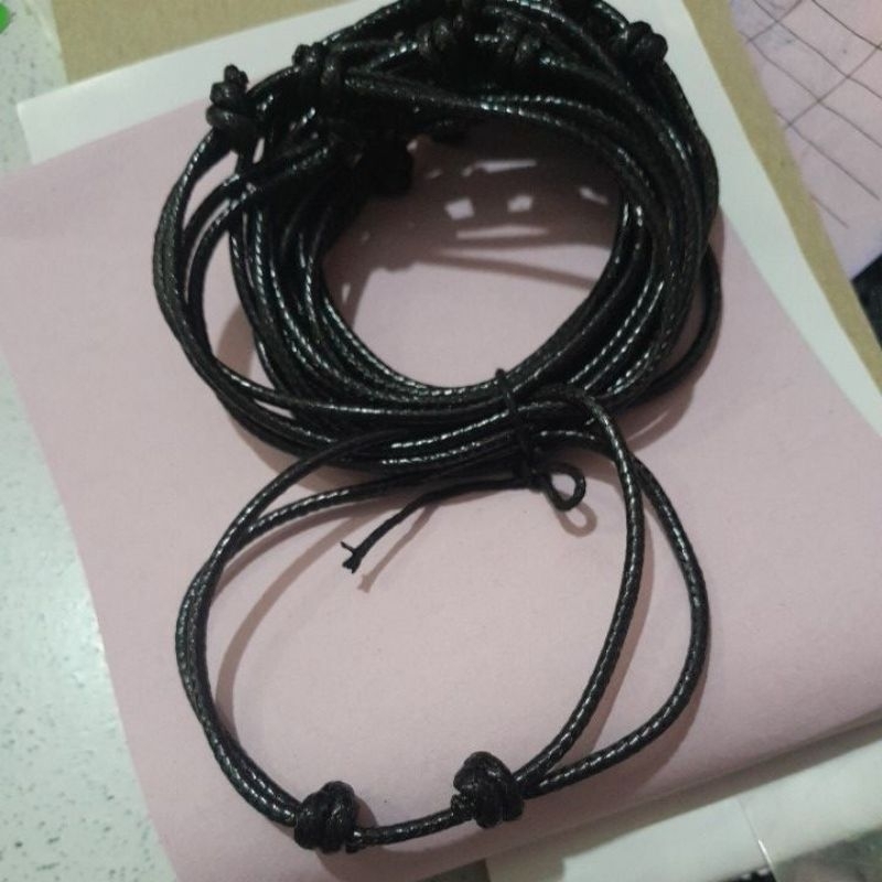 Gelang tali serut warna hitam 3mm isi 12 pcs polos