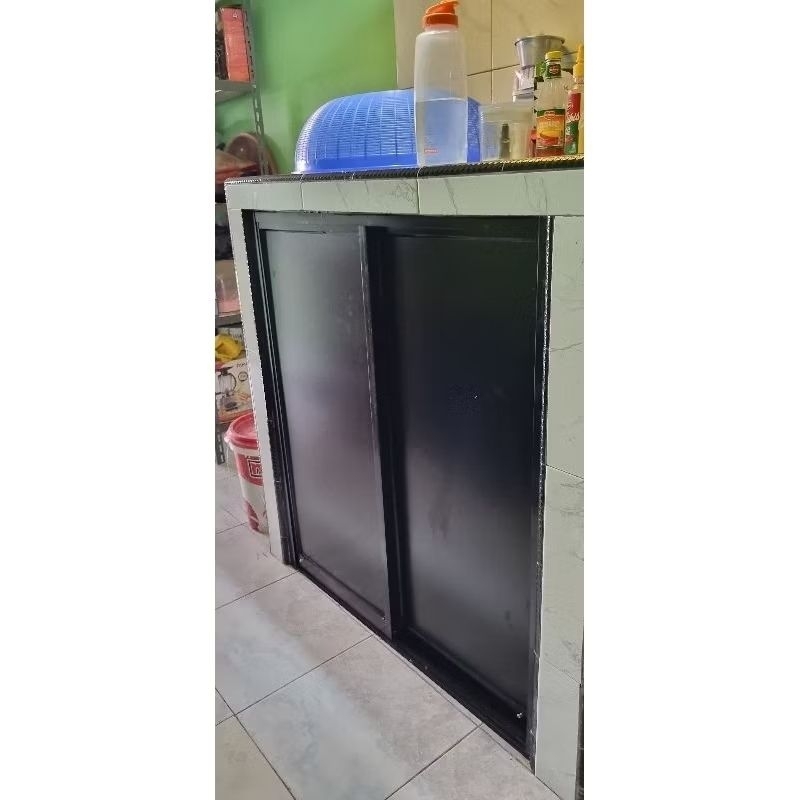 lemari dapur aluminium