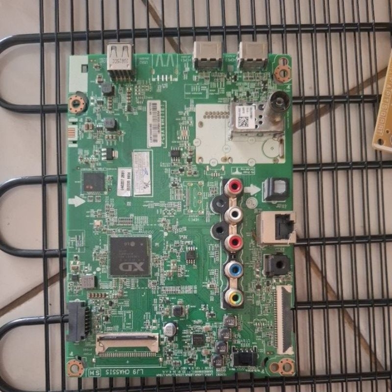 MAINBOARD DAN PSU ANDROID TV LG 43LM5750 COPOTAN