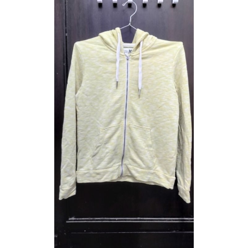 Jaket Wanita Kuning Muda