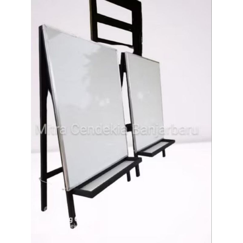 

Papan Tulis Anak White board Kaki Lipat 60cm x 80cm