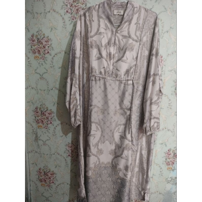 Preloved Geulis dress size L