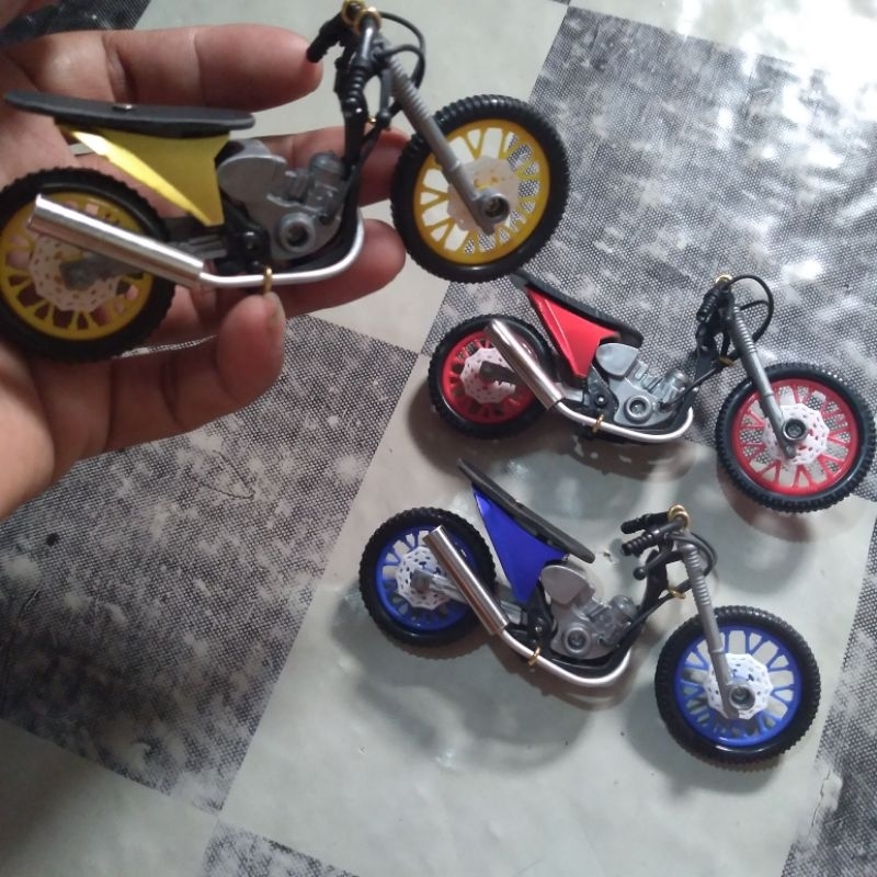 Miniatur Motor Dragbike body Beat Keren