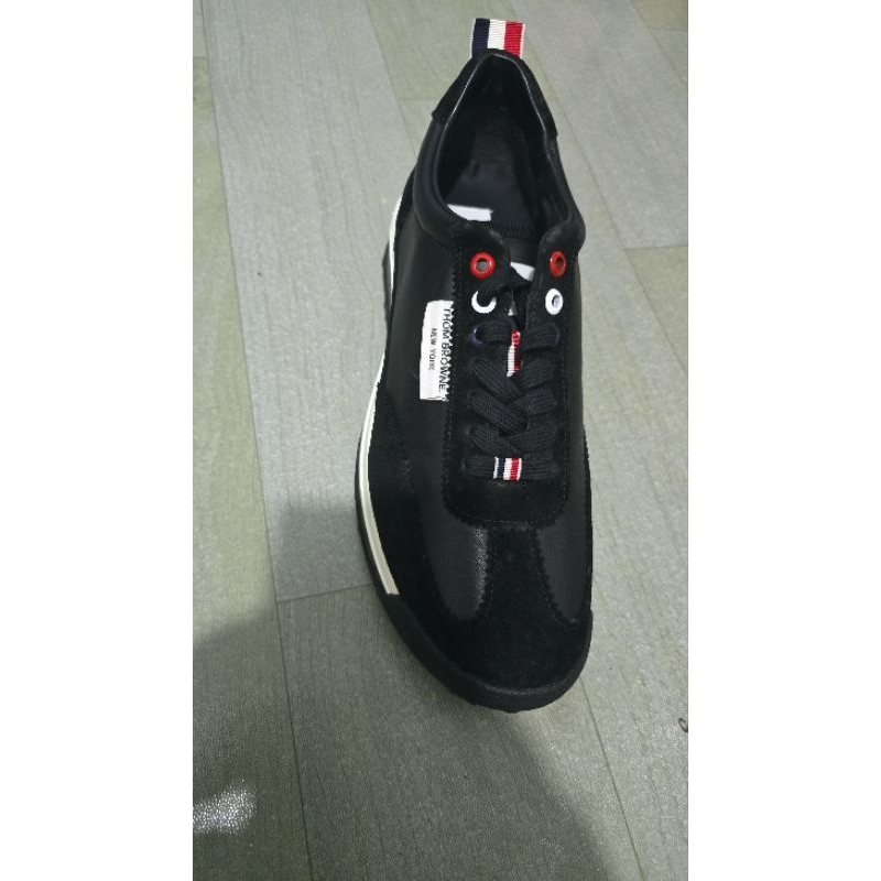 Sepatu thome browne
