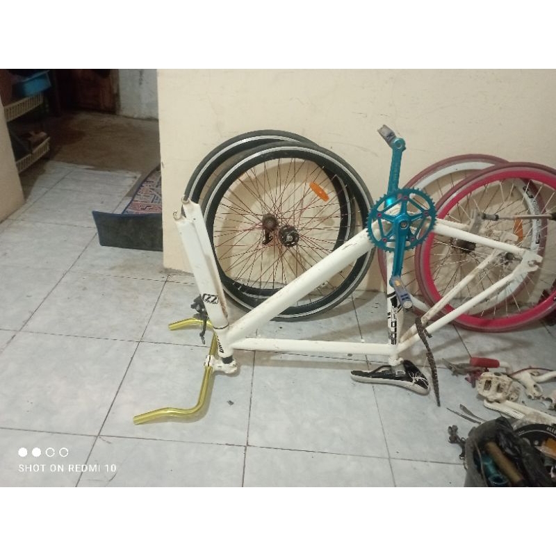 sepeda soloist 77 fullalloy