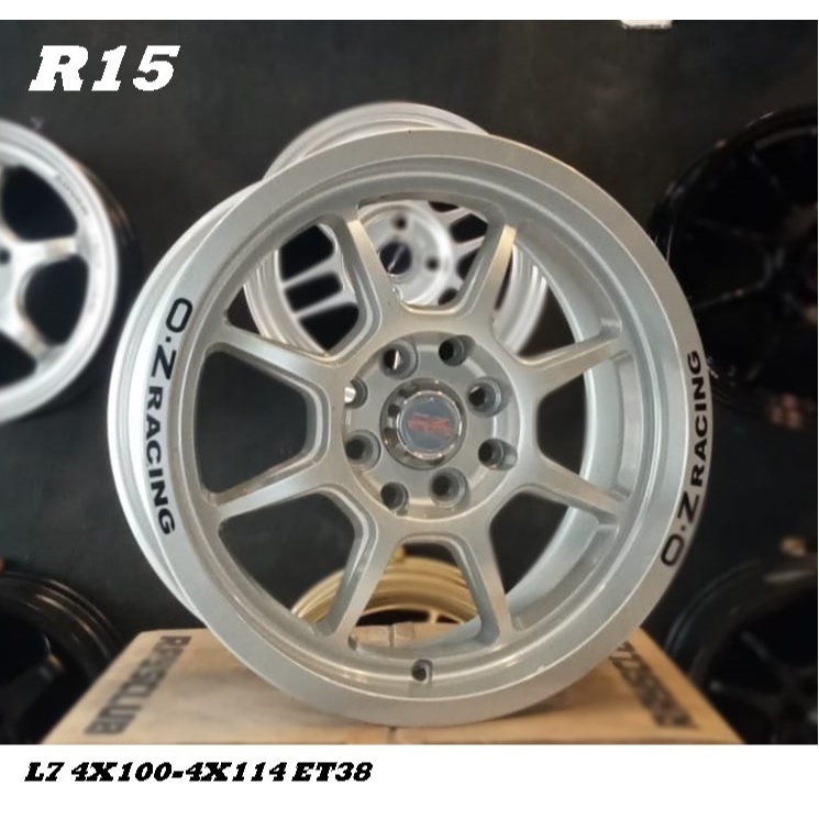 velg r15 oz racing velg mobil ring 15 pcd 4x100-4x114 tuk mobilio,jazz,yaris,xenia,avanza