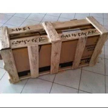 

PACKING KAYU DI SETIAP PEMBELIAN DI TOKO RJC MURAH MANTUL DI PASTIKAN AMAN SALPAI TUJUAN