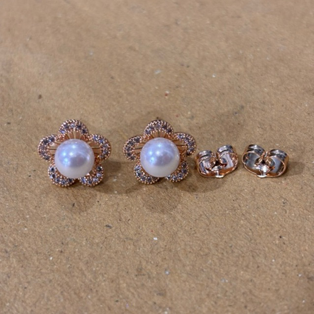 Subeng mawar / anting tusuk mawar / anting-anting titanium anti karat Subeng Bali