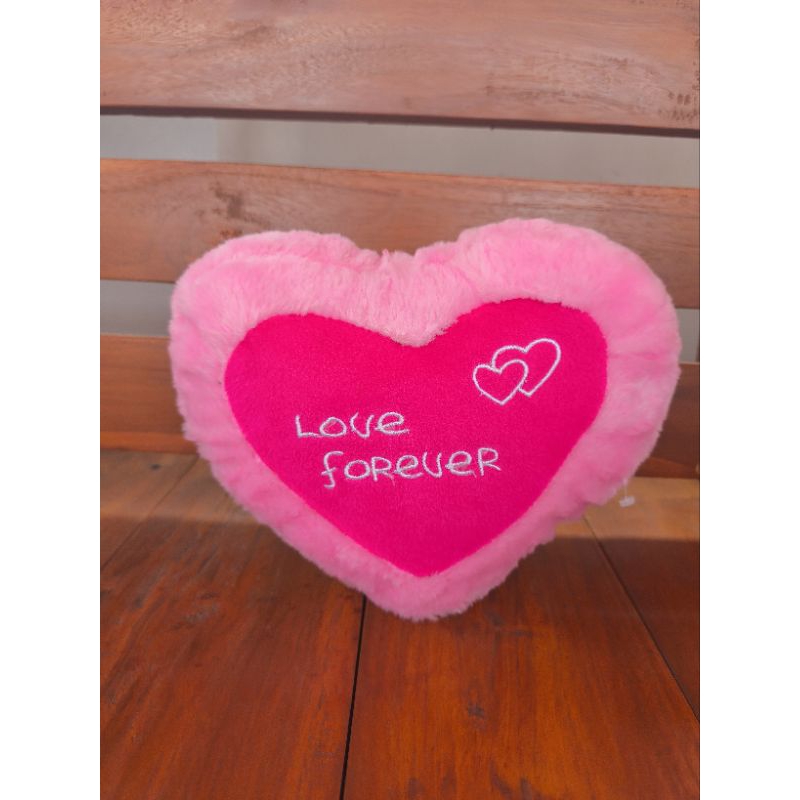 bantal love pink small (second)