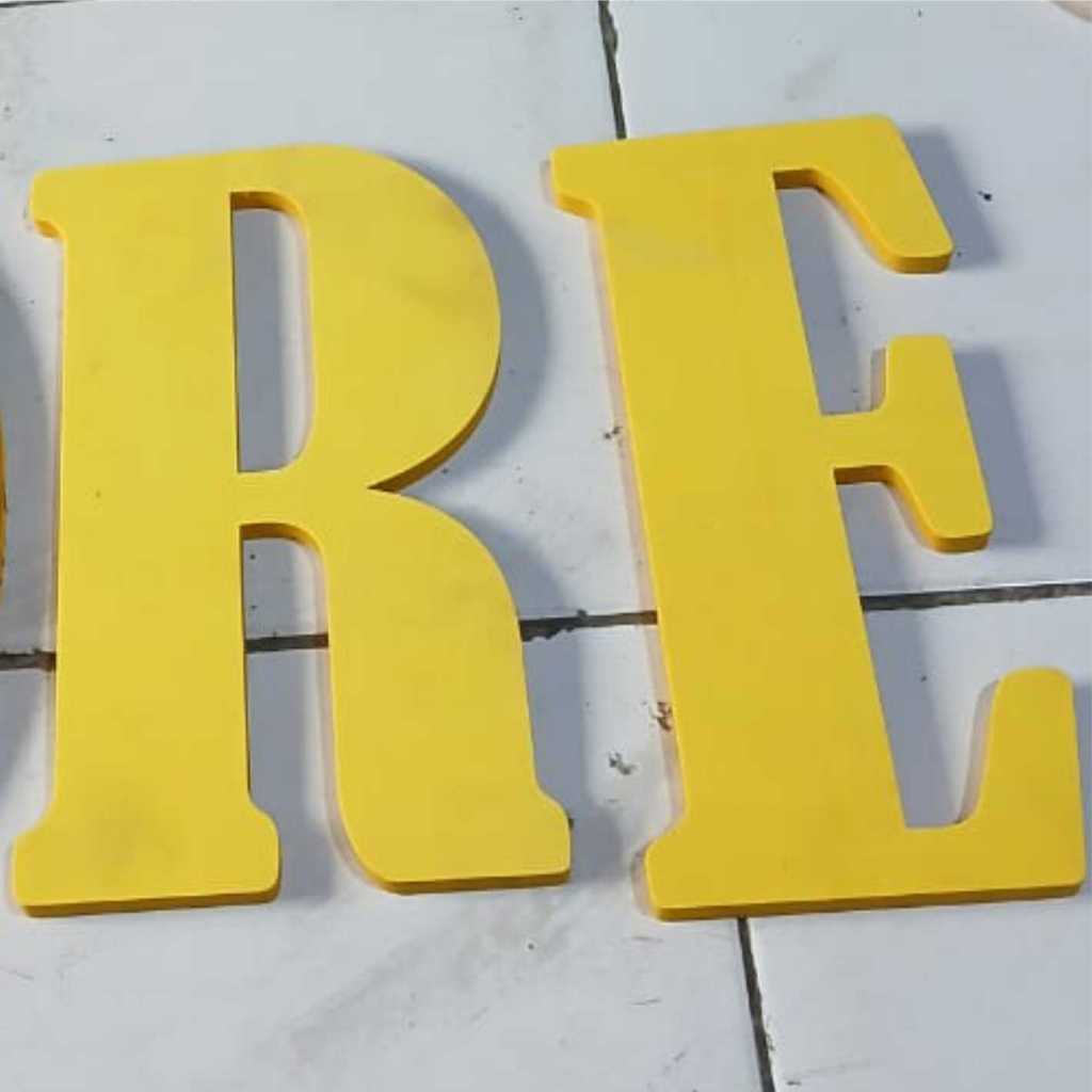 

Huruf Spon Ati Tinggi 35CM Tebal 1 CM Bahan Lembut Dan Elastis lebar proporsional d setiap huruf