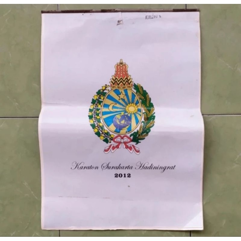 kalender tanggalan dinding KERATON SURAKARTA HADININGRAT tahun 2012