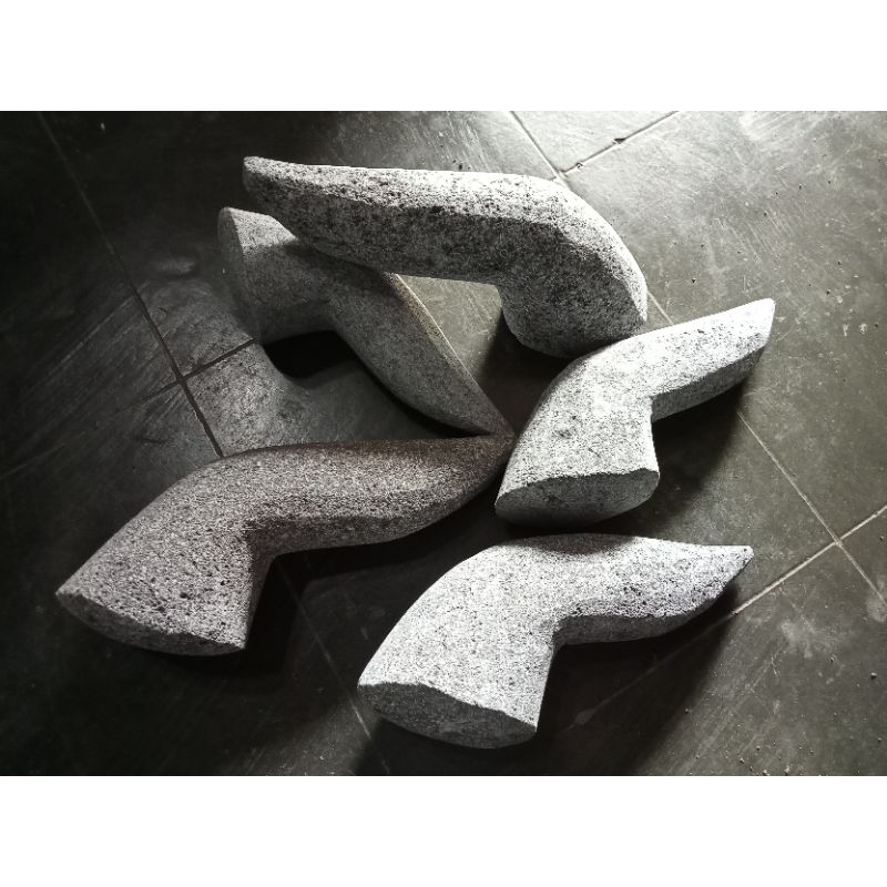 Ulekan Batu Asli / ulekan batu Merapi/ ulekan batu Muntilan / ulekan batu Borobudur/ ulekan batu/ mu