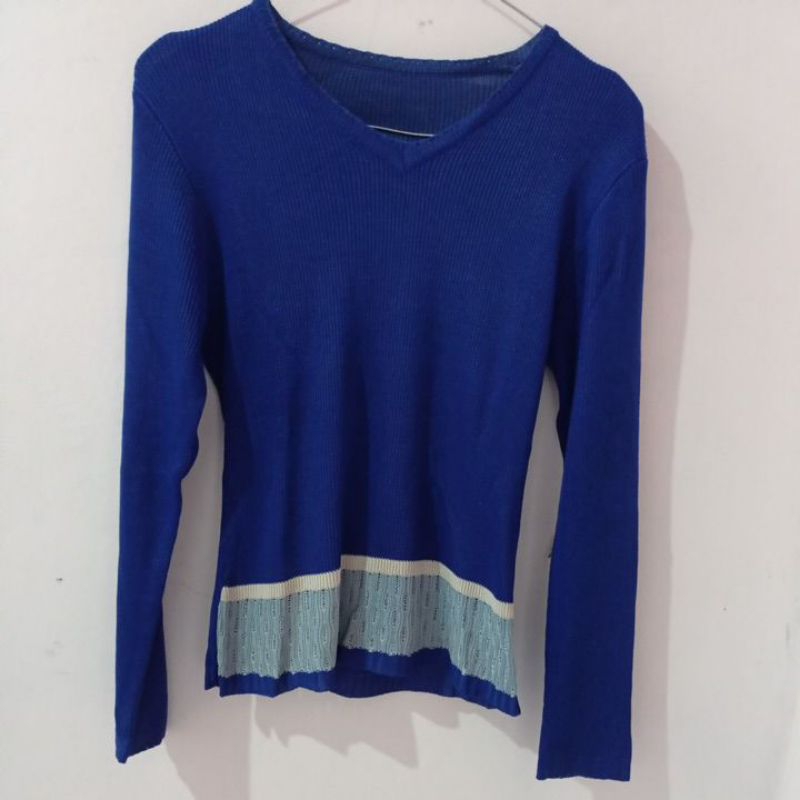 Sweater Rajut Wanita Preloved