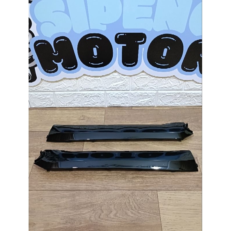 SAMBUNGAN DEK BAWAH LANTAI BAWAH KANAN KIRI NEW SCOOPY FI LED ESP HITAM 2017 2018 2019 2020 TENSHI