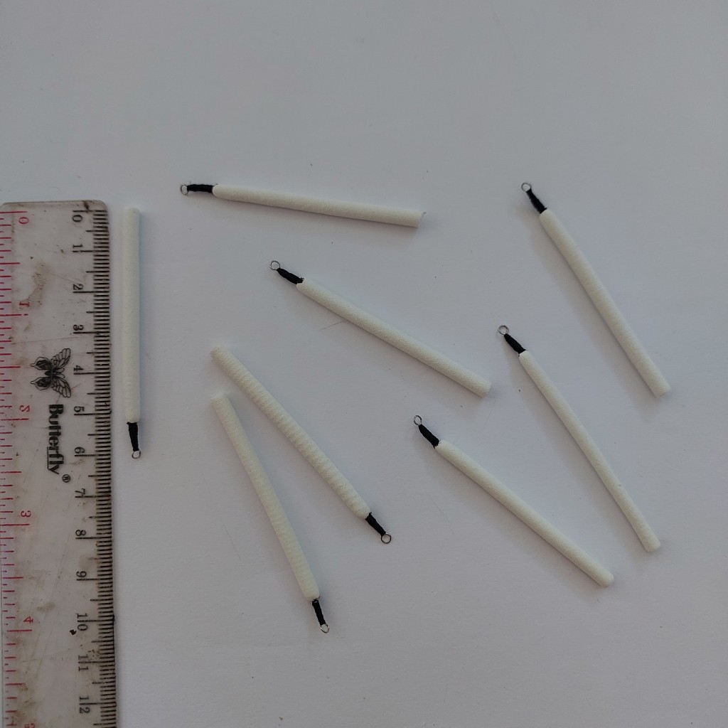 ( Isi 8 Pcs ) Pelampung Kumbul Spon Lentur Ringan Panjang 6 CM Enak di Pakai Cocok Untuk Mancing di 