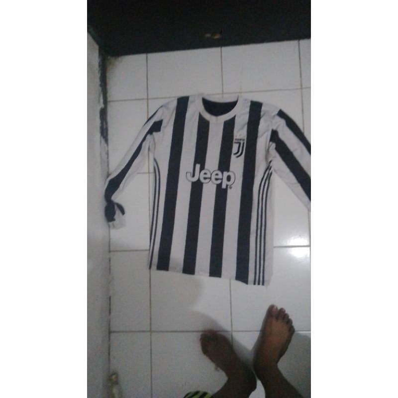 jersey Juventus lengan panjang