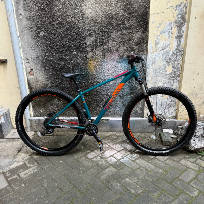 SECOND Sepeda MTB POLYGON XTRADA 6 Bekas