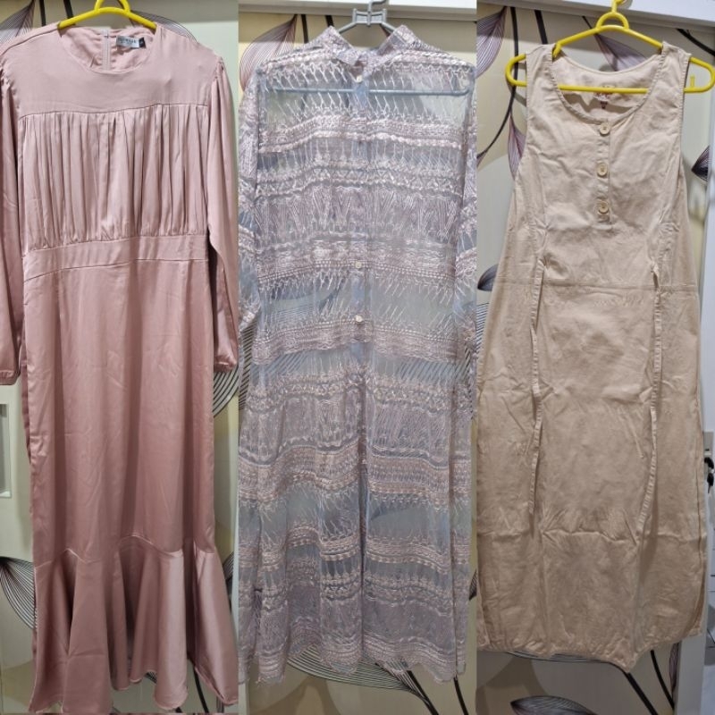 [PRELOVED] DRESS SATIN - OUTER BRUKAT - OVERALL - INNER