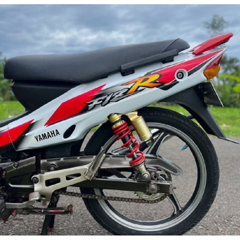 Striping Stiker Polet Sepeda Motor List Yamaha FIZR Fizr Fiz r F1 Zr 2000 2001 Merah Putih