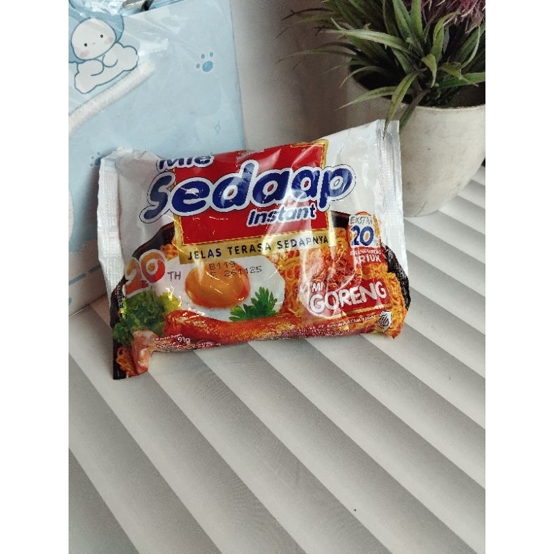 

Mie sedap goreng ala chef devina