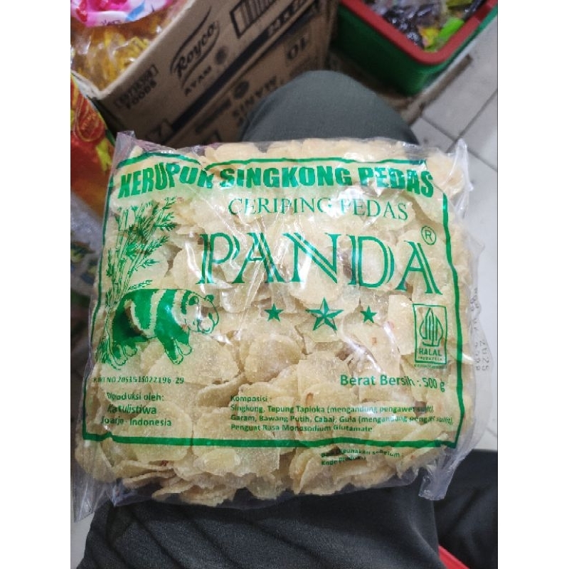 

Kerupuk Singkong Pedas Keripik Ceriping Cap Panda 500gr 500 gr gram