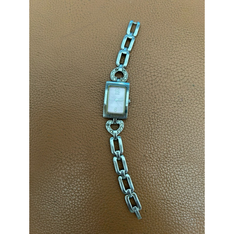 Preloved Jam Tangan Wanita Guess 100% Original