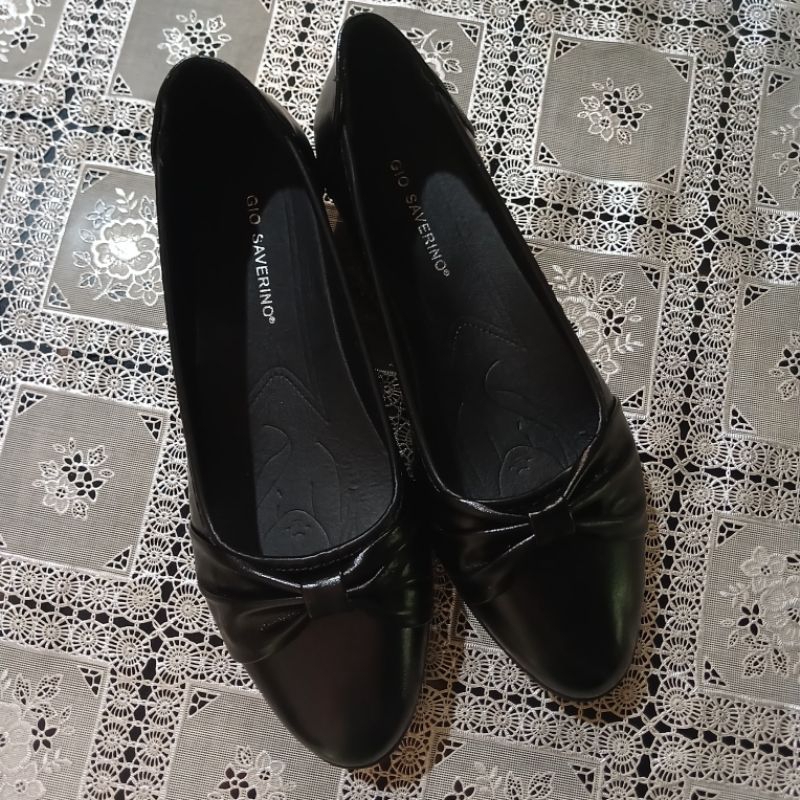 Sepatu formal wedges Gio Saverino | preloved | no 39