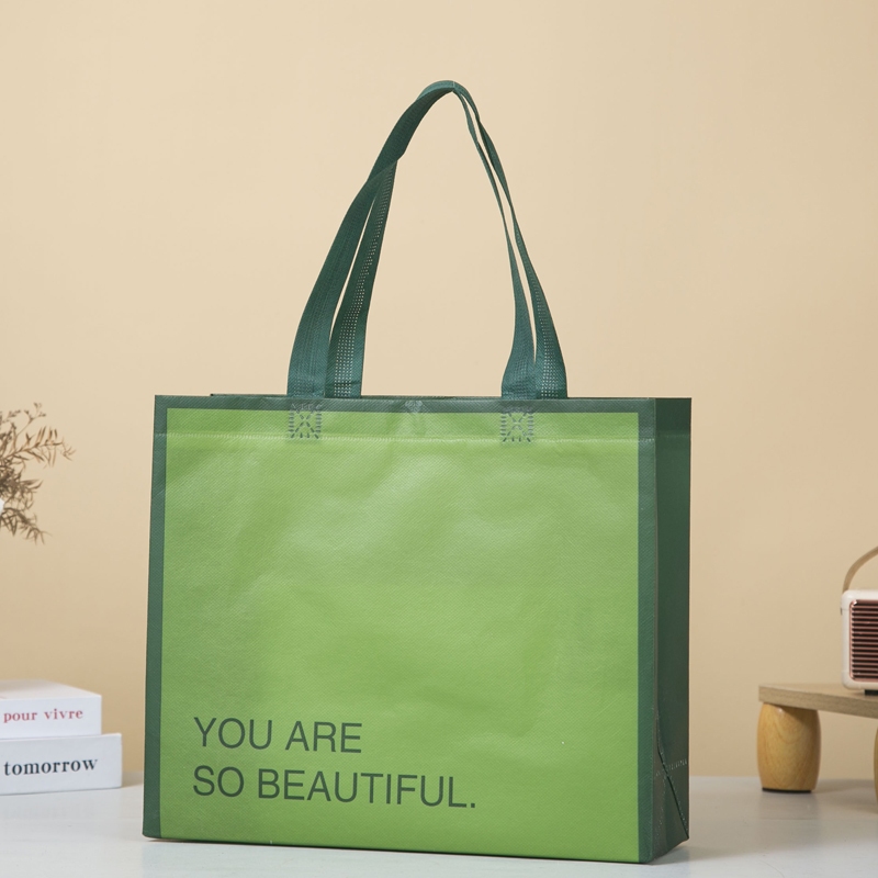 

Tas Jinjing / Tas Belanja / Tas Spunbond / Tas Souvenir / Tas Jinjing Wanita Tas Spunbond Belanja Serbaguna untuk acara pernikahan murah ukuran besar