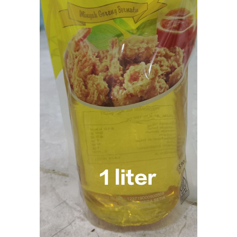 

Minyak Goreng Refill Isi 1 liter ( 1000 ml ) Mrek Random Sesuai stok Yang Ready